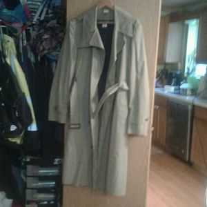 Mens trenchcoat